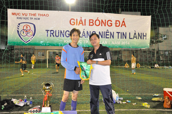 GIẢI B&Oacute;NG Đ&Aacute; TRUNG TR&Aacute;NG NI&Ecirc;N TIN L&Agrave;NH KHU VỰC TP. HCM
