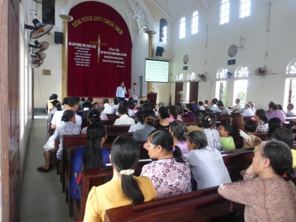 Th&ocirc;ng C&ocirc;ng Trung Ni&ecirc;n Tại HTTL Ho&agrave;nh Nhị