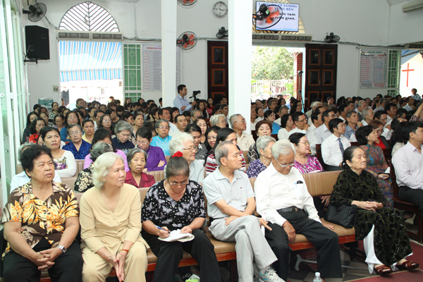 60 NĂM TH&Agrave;NH LẬP HTTL KH&Aacute;NH HỘI: ƠN C&Agrave;NG TH&Ecirc;M ƠN