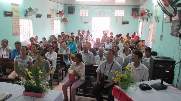 CHƯƠNG TR&Igrave;NH Đ&Ocirc;I MẮT S&Aacute;NG Ở HỘI TH&Aacute;NH VĨNH CH&Acirc;U, S&Oacute;C TRĂNG.