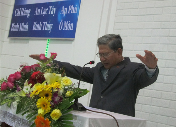 BỒI LINH TRUNG NI&Ecirc;N TẠI HỘI TH&Aacute;NH C&Aacute;I RĂNG - TP. CẦN THƠ