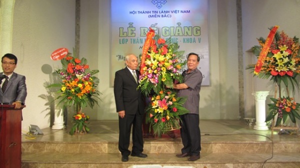 Lễ Bế Giảng Lớp Thần Học Tại Chức Khóa V