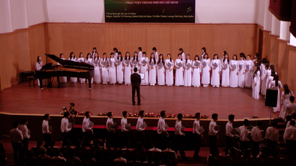 CHƯƠNG TR&Igrave;NH GIAO LƯU HỢP XƯỚNG CƠ ĐỐC LẦN THỨ I NĂM 2014