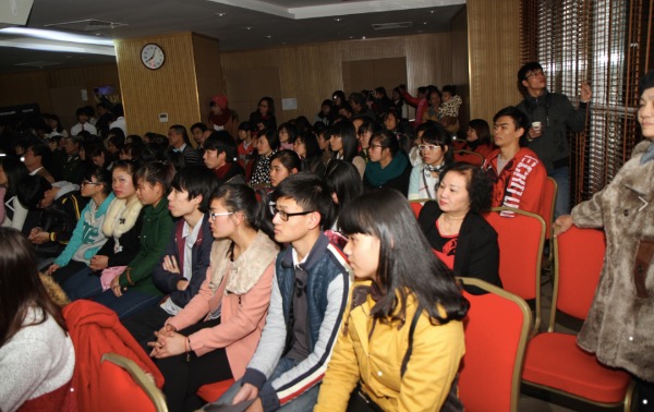 38 Th&acirc;n hữu tiếp nhận Ch&uacute;a qua buổi truyền giảng tại Điểm nh&oacute;m Mỹ Đ&igrave;nh