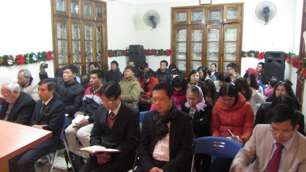 HTTL Định C&ocirc;ng: Thờ Phượng Chúa Và C&ocirc;ng B&ocirc;́ Chức Danh Mục Sư Nhi&ecirc;̣m Chức