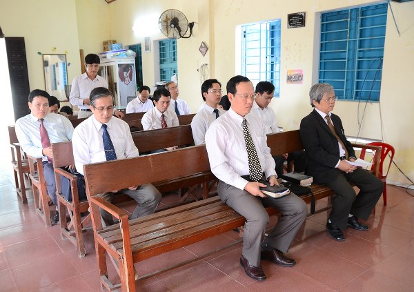 TH&Agrave;NH PHỐ Đ&Agrave; NẴNG: MỤC SƯ - TRUYỀN ĐẠO HIỆP NGUYỆN ĐẦU NĂM MỚI