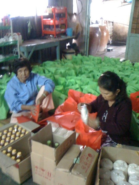 QU&Agrave; TẾT CHO ANH EM NGH&Egrave;O KH&Oacute; TẠI TỈNH KI&Ecirc;N GIANG