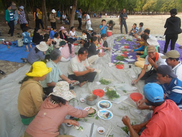 HỘI TH&Aacute;NH V&Otilde; ĐẮT TH&Ocirc;NG C&Ocirc;NG VỚI HỘI TH&Aacute;NH PH&Uacute; QU&Yacute;