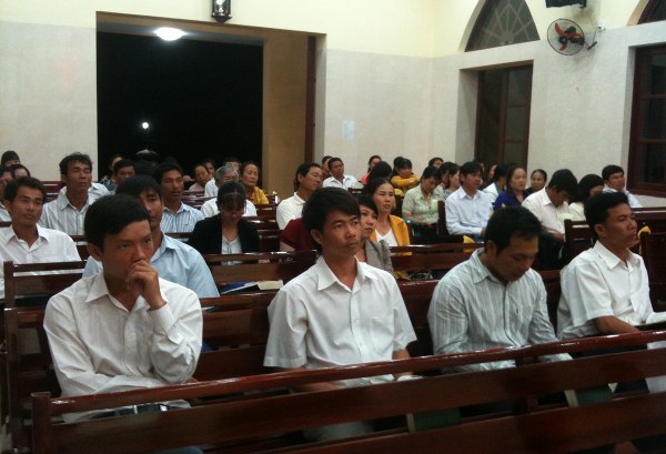 HỘI TH&Aacute;NH V&Otilde; ĐẮT TH&Ocirc;NG C&Ocirc;NG VỚI HỘI TH&Aacute;NH PH&Uacute; QU&Yacute;