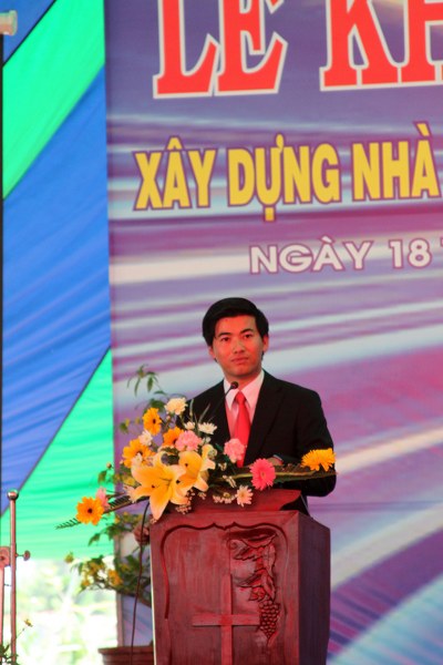 khởi c&ocirc;ng x&acirc;y dựng nh&agrave; thờ b&igrave;nh sơn