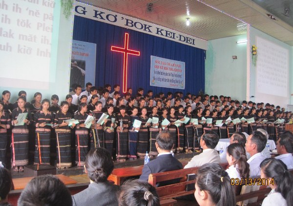 5.000 NGƯỜI BAHNAR DỰ HỘI ĐỒNG BỒI LINH TẠI TỈNH GIA LAI