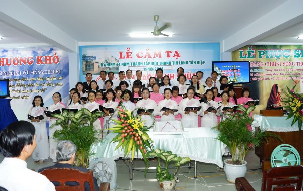 LỄ CẢM TẠ CH&Uacute;A V&Agrave; KỶ NIỆM 74 NĂM TH&Agrave;NH LẬP HỘI TH&Aacute;NH T&Acirc;N HIỆP - KI&Ecirc;N GIANG
