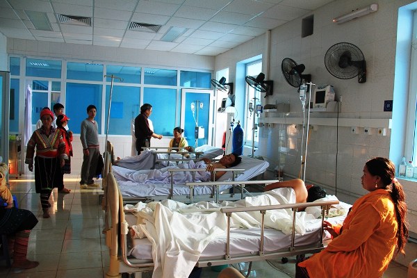 Cập Nhật T&igrave;nh H&igrave;nh T&iacute;n Hữu Trong Tai Nạn Sập Cầu Tại Chu Va, Lai Ch&acirc;u