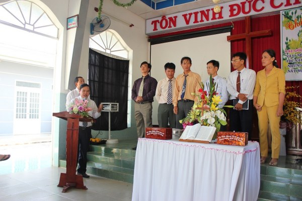 BAN ĐIỀU H&Agrave;NH HT PH&Uacute;C &Acirc;M TO&Agrave;N VẸN VN BỒI LINH THĂM VIẾNG C&Aacute;C GI&Aacute;O HẠT MIỀN TRUNG.