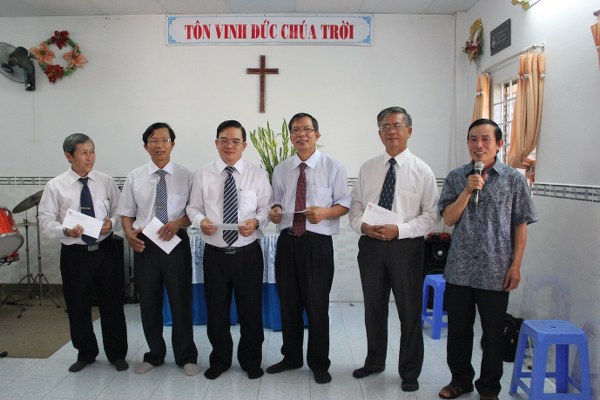 BAN ĐIỀU H&Agrave;NH HT PH&Uacute;C &Acirc;M TO&Agrave;N VẸN VN BỒI LINH THĂM VIẾNG C&Aacute;C GI&Aacute;O HẠT MIỀN TRUNG.