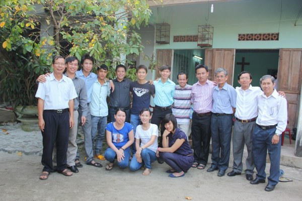 BAN ĐIỀU H&Agrave;NH HT PH&Uacute;C &Acirc;M TO&Agrave;N VẸN VN BỒI LINH THĂM VIẾNG C&Aacute;C GI&Aacute;O HẠT MIỀN TRUNG.