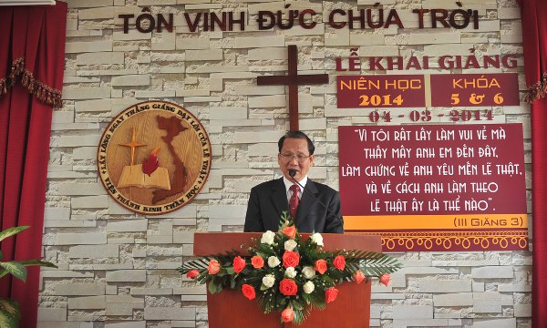 VIỆN TH&Aacute;NH KINH THẦN HỌC: KHAI GIẢNG NI&Ecirc;N HỌC 2014