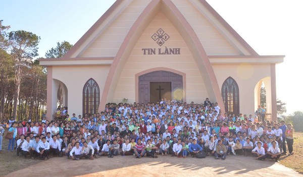HUẤN LUYỆN THÁNH KINH HÈ CHO GIÁO VIÊN TẠI TỈNH ĐĂK LĂK