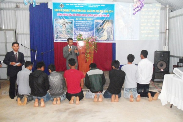 TH&Aacute;NH NHẠC TRUYỀN GIẢNG TẠI CHI HỘI KON TEH, L&Acirc;M ĐỒNG.
