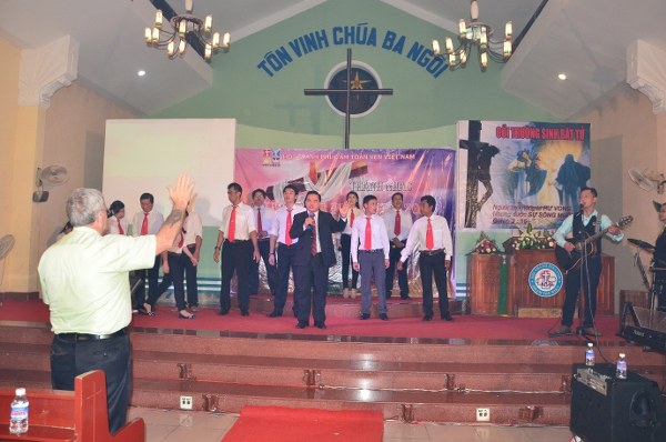 TH&Aacute;NH NHẠC TRUYỀN TẠI Hội TH&Aacute;NH PH&Uacute;C &Acirc;M TO&Agrave;N VẸN VIỆT NAM TẠI TP HỒ CH&Iacute; MINH.