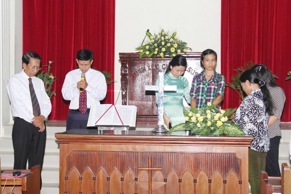 TH&Ocirc;NG C&Ocirc;NG V&Agrave; TRUYỀN GIẢNG TẠI HTTL QUẾ XU&Acirc;N - QUẢNG NAM