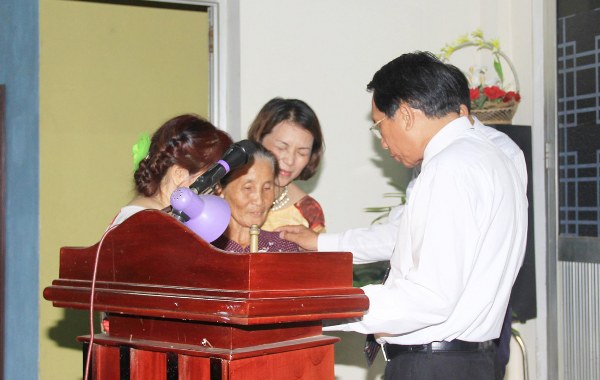 TH&Ocirc;NG C&Ocirc;NG V&Agrave; TRUYỀN GIẢNG TẠI HTTL QUẾ XU&Acirc;N - QUẢNG NAM