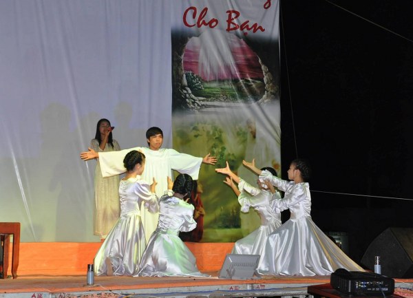 TRUYỀN GIẢNG TẠI V&Otilde; XU &ndash; B&Igrave;NH THUẬN.