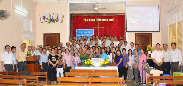 BỒI LINH &ndash; HUẤN LUYỆN GI&Aacute;O VI&Ecirc;N TRƯỜNG CH&Uacute;A NHẬT 2014 TỈNH BẾN TRE
