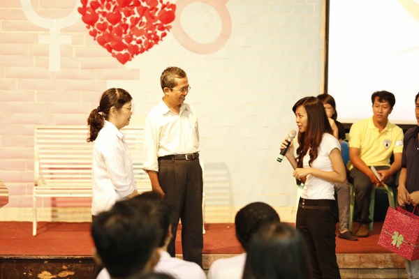 B&agrave;i vở cộng t&aacute;c v&agrave; g&oacute;p &yacute; xin gởi về tintuc@hoithanh.com