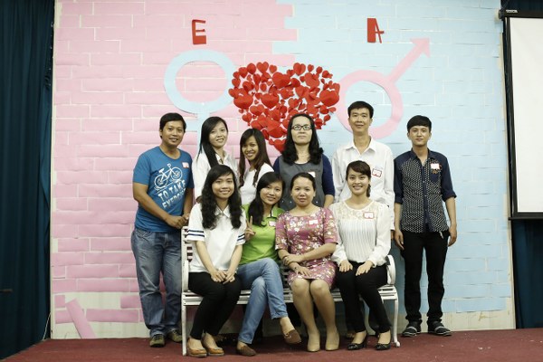 B&agrave;i vở cộng t&aacute;c v&agrave; g&oacute;p &yacute; xin gởi về tintuc@hoithanh.com