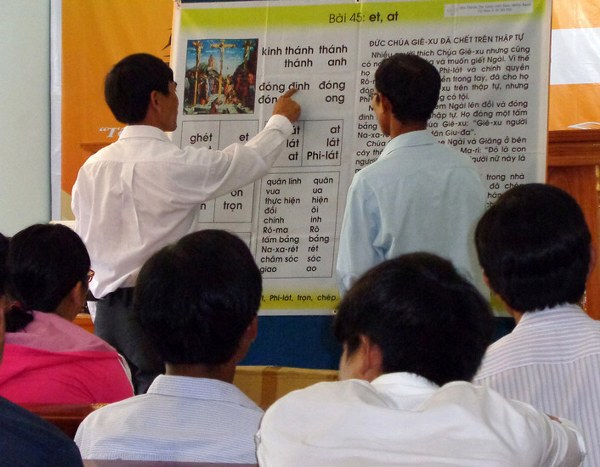 HUẤN LUYỆN NHÂN SỰ PHƯƠNG PHÁP DẠY ĐỌC VÀ VIẾT CHỮ TIẾNG VIỆT.