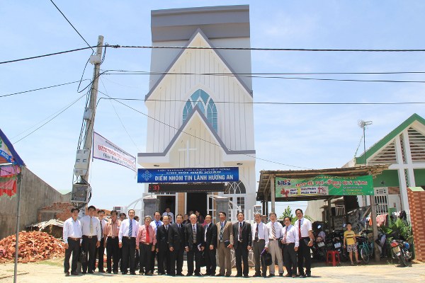 HỘI TH&Aacute;NH HƯƠNG AN C&Oacute; NƠI THỜ PHƯỢNG CH&Uacute;A MỚI.