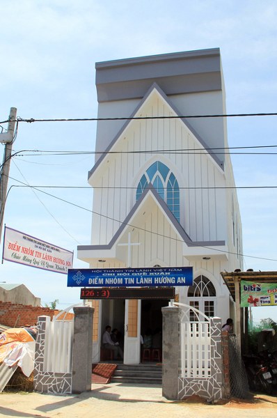 HỘI TH&Aacute;NH HƯƠNG AN C&Oacute; NƠI THỜ PHƯỢNG CH&Uacute;A MỚI.