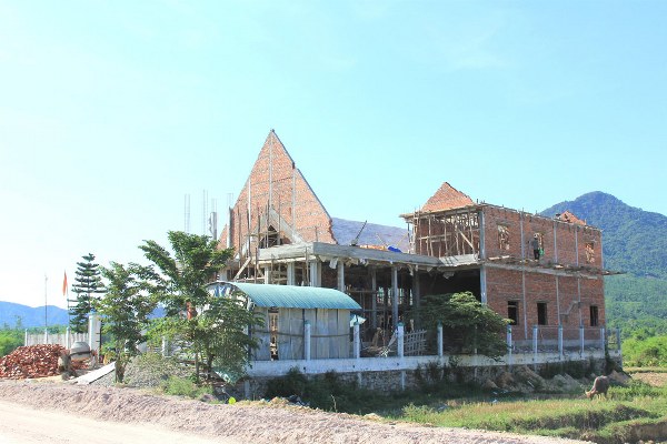 KHÁM BỆNH VÀ PHÁT THUỐC MIỀN PHÍ TẠI NÔNG SƠN, QUẢNG NAM.