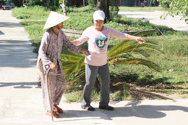 KHÁM BỆNH VÀ PHÁT THUỐC MIỀN PHÍ TẠI NÔNG SƠN, QUẢNG NAM.