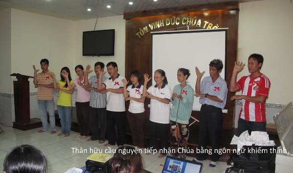 TRUYỀN GIẢNG CHO NGƯỜI KHIẾM TH&Iacute;NH TẠI CHI HỘI T&Acirc;N PH&Uacute; &ndash; TP HCM