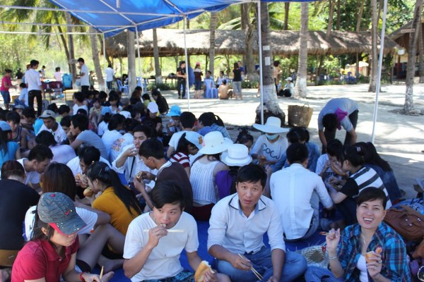 CẦU NGUYỆN PHỤC HƯNG L&Atilde;NH ĐẠO THANH NI&Ecirc;N HỘI TH&Aacute;NH PH&Uacute;C &Acirc;M TO&Agrave;N VẸN VIỆT NAM.