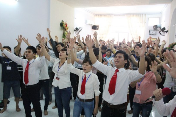 CẦU NGUYỆN PHỤC HƯNG L&Atilde;NH ĐẠO THANH NI&Ecirc;N HỘI TH&Aacute;NH PH&Uacute;C &Acirc;M TO&Agrave;N VẸN VIỆT NAM.