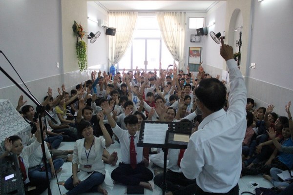 CẦU NGUYỆN PHỤC HƯNG L&Atilde;NH ĐẠO THANH NI&Ecirc;N HỘI TH&Aacute;NH PH&Uacute;C &Acirc;M TO&Agrave;N VẸN VIỆT NAM.