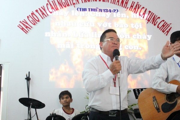CẦU NGUYỆN PHỤC HƯNG L&Atilde;NH ĐẠO THANH NI&Ecirc;N HỘI TH&Aacute;NH PH&Uacute;C &Acirc;M TO&Agrave;N VẸN VIỆT NAM.