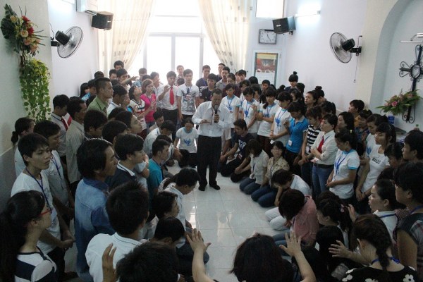 CẦU NGUYỆN PHỤC HƯNG L&Atilde;NH ĐẠO THANH NI&Ecirc;N HỘI TH&Aacute;NH PH&Uacute;C &Acirc;M TO&Agrave;N VẸN VIỆT NAM.