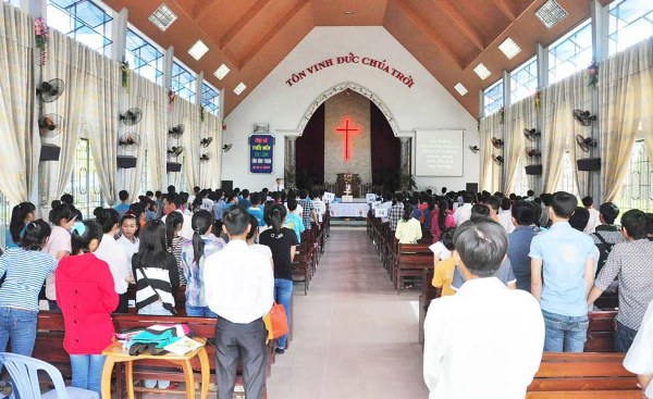 TRẠI H&Egrave; THIẾU NI&Ecirc;N TIN L&Agrave;NH TẠI B&Igrave;NH THUẬN.