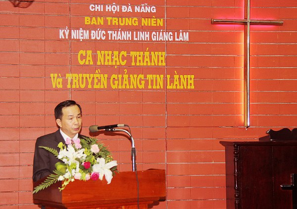 BAN TRUNG NI&Ecirc;N HỘI TH&Aacute;NH Đ&Agrave; NẴNG TRUYỀN GIẢNG TIN L&Agrave;NH.