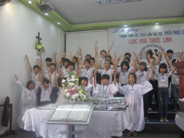 TH&Aacute;NH KINH H&Egrave; LẦN THỨ 13 NĂM 2014 TẠI CHI HỘI B&Igrave;NH THỦY &ndash; CẦN THƠ 