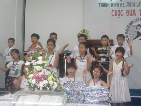 TH&Aacute;NH KINH H&Egrave; LẦN THỨ 13 NĂM 2014 TẠI CHI HỘI B&Igrave;NH THỦY &ndash; CẦN THƠ 