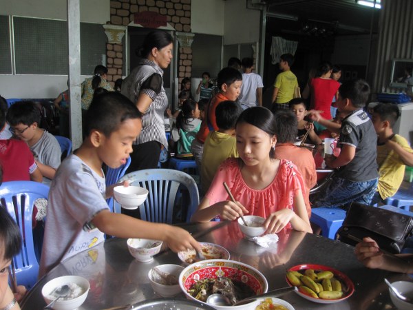 TH&Aacute;NH KINH H&Egrave; LẦN THỨ 13 NĂM 2014 TẠI CHI HỘI B&Igrave;NH THỦY &ndash; CẦN THƠ 
