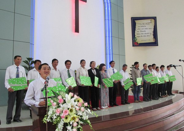 BỒI LINH TRUNG NI&Ecirc;N TẠI CHI HỘI BU&Ocirc;N M&Ecirc; THUỘT