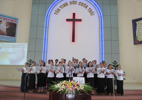 BỒI LINH TRUNG NI&Ecirc;N TẠI CHI HỘI BU&Ocirc;N M&Ecirc; THUỘT