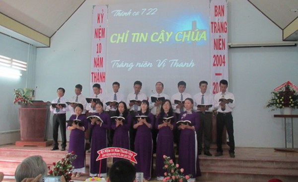 BỒI LINH, TH&Ocirc;NG C&Ocirc;NG TR&Aacute;NG NI&Ecirc;N TẠI HT AN LẠC T&Acirc;Y