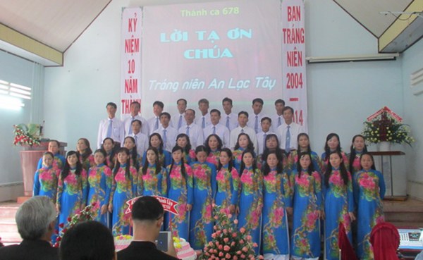 BỒI LINH, TH&Ocirc;NG C&Ocirc;NG TR&Aacute;NG NI&Ecirc;N TẠI HT AN LẠC T&Acirc;Y